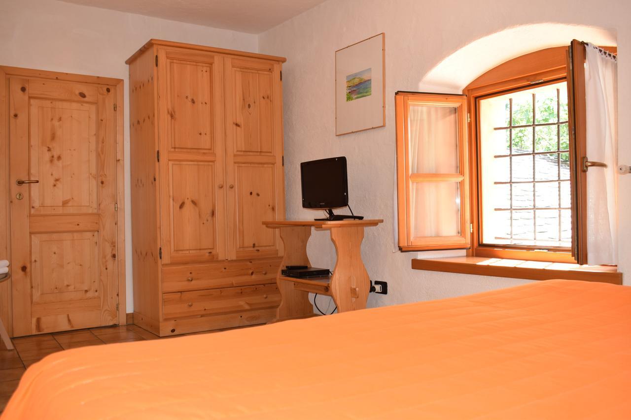 Italo-Svizzero Hotel Chiavenna Bagian luar foto