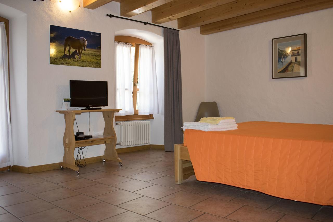 Italo-Svizzero Hotel Chiavenna Bagian luar foto