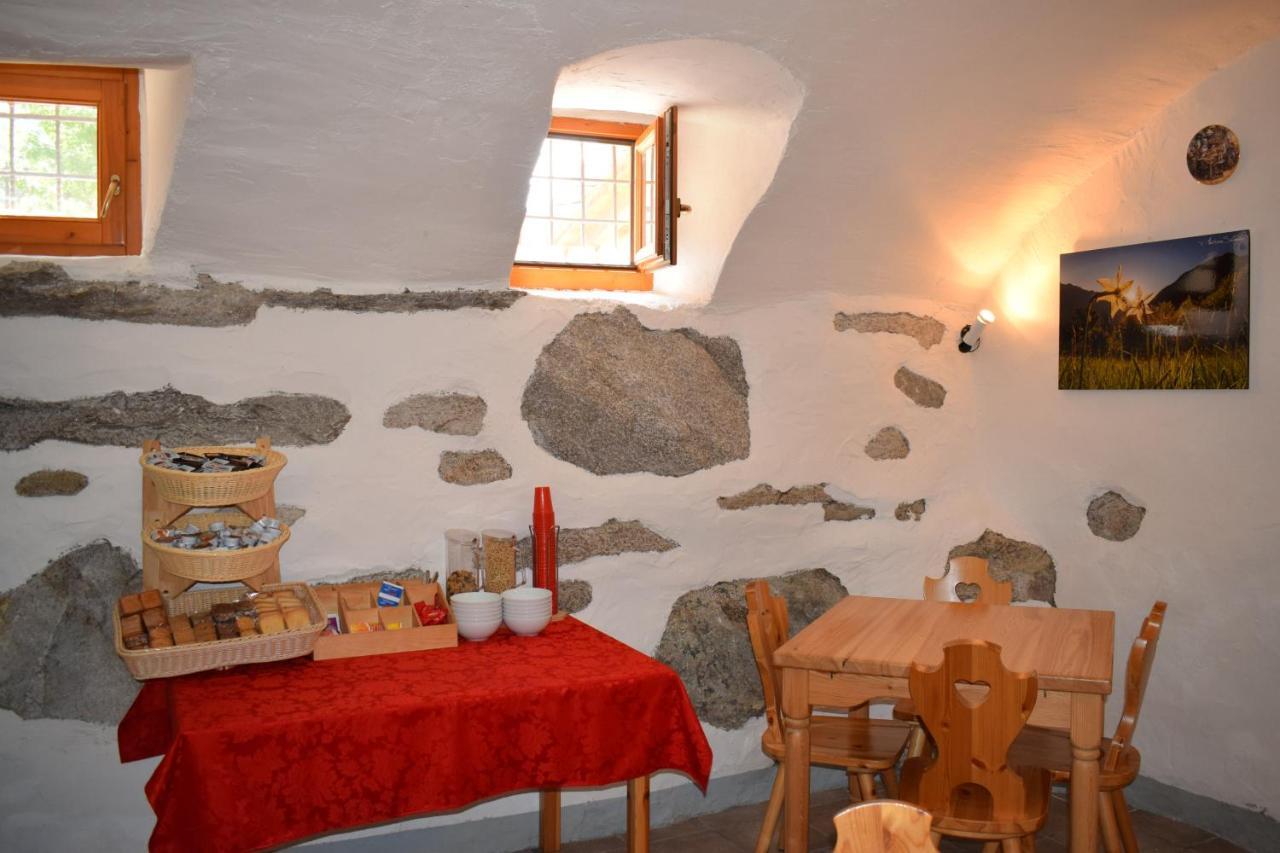 Italo-Svizzero Hotel Chiavenna Bagian luar foto
